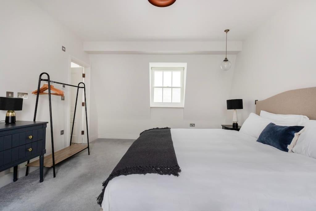 Beautiful 3 Bd House In Paddington Apartment